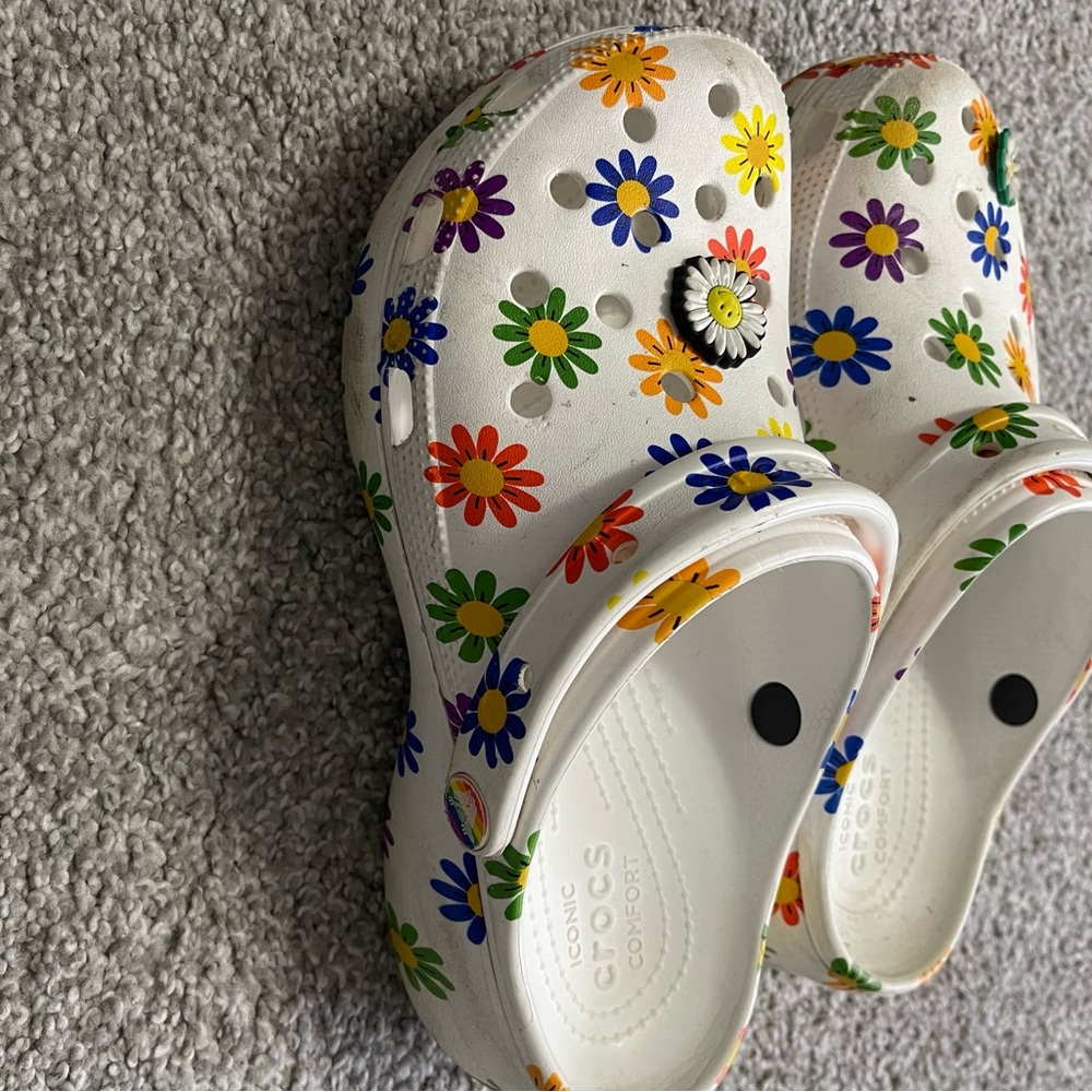 Platform Crocs